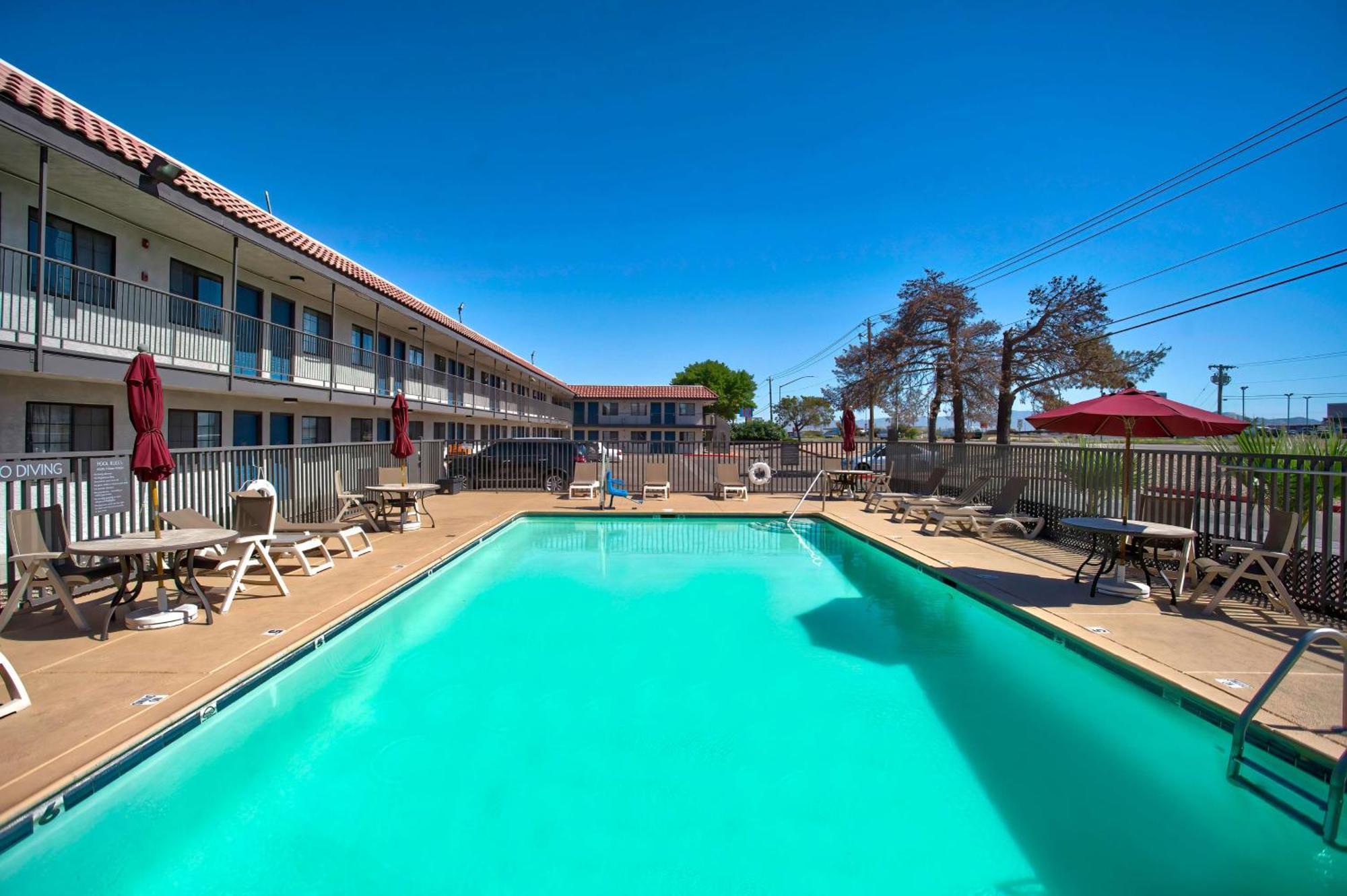 Motel 6-Kingman, Az - Route 66 East エクステリア 写真